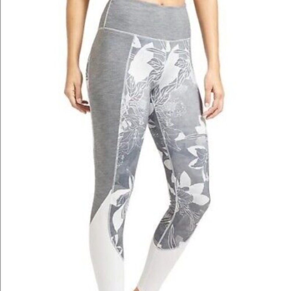 ATHLETA high-rise Chaturanga tropical leggings size small